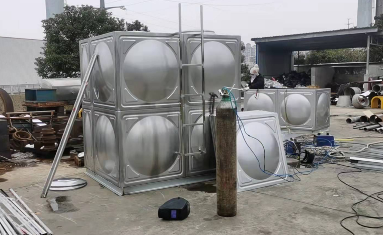 阳江组合式不锈钢水箱在日常生活使用中有哪些特点