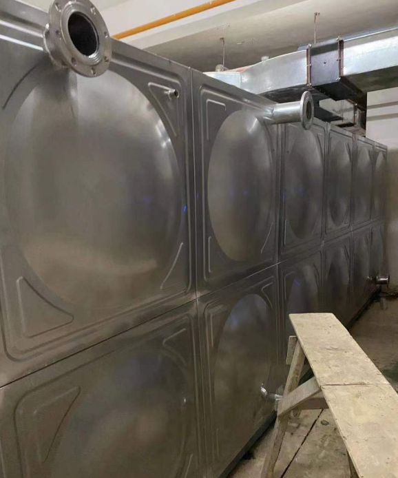 阳江日常维护不锈钢水箱的流程是怎样的